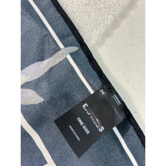 Express Large Black Floral Scarf Wrap 43 x 57 NWOT - Picture 4 of 4